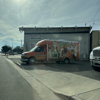 Alison’s Cafe House - Truck - Coffee & Tea Near Me - Turlock, California