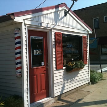Mike's Barber Shop - darn cute place. - Barbers Near Me - Lakewood, Ohio Mike's Barber Shop - darn cute place. - Barbers Near Me - Lakewood, Ohio