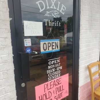 Dixie Thrift - Entrance with hours - Thrift Stores Near Me - New Lebanon, Ohio