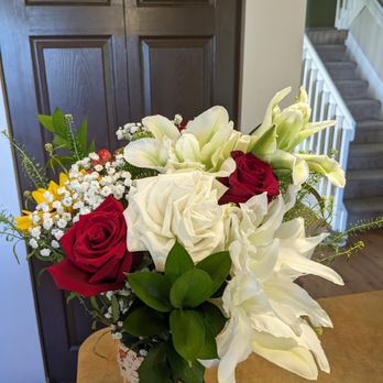 Las Flores De La Carreta - Florists Near Me - Miami, Florida Las Flores De La Carreta - Florists Near Me - Miami, Florida