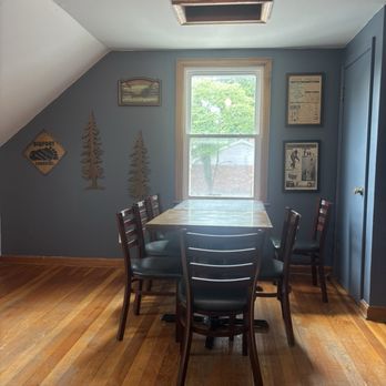Kentzo Koffee - Upstairs sitting area - Coffee & Tea Near Me - O'Fallon, Missouri Kentzo Koffee - Upstairs sitting area - Coffee & Tea Near Me - O'Fallon, Missouri