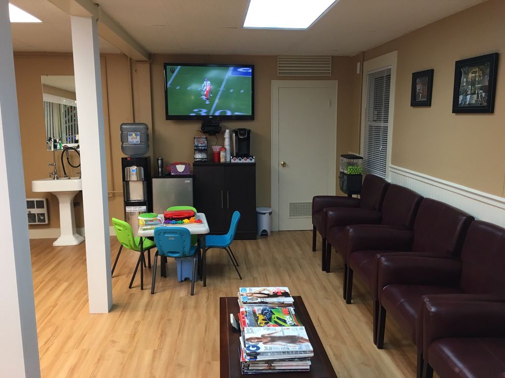 QUINNIPIAC BARBER SHOP 105 Quinnipiac St, Wallingford, CT Yelp