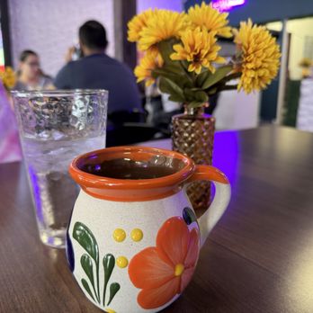 Con Huevos - Café de holla - Breakfast & Brunch Near Me - Hawthorne, California