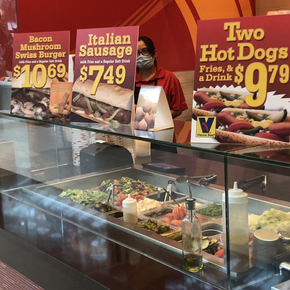 Smokehouse - Counter - Sandwiches Near Me - Chicago Ridge, Illinois