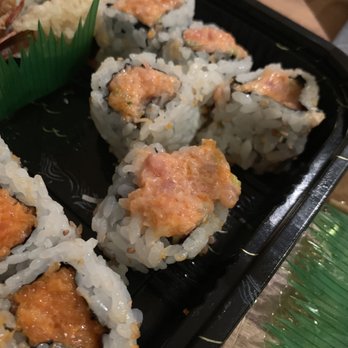 Taka Japanese Restaurant - Same Mushy rolls distorted with zero fish inside horrible never again!!! ZERO STARS - Japanese Near Me - Wayne, New Jersey