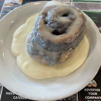 Grumpy's Restaurant - Cinnamon roll - Breakfast & Brunch Near Me - Neptune Beach, Florida