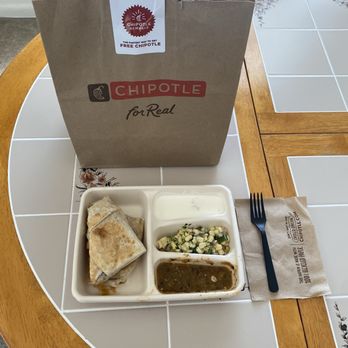 Chipotle Mexican Grill - Chicken Quesadilla with Sour Cream , Corn and Salsa Verde - Tacos Near Me - Cockeysville, Maryland Chipotle Mexican Grill - Chicken Quesadilla with Sour Cream , Corn and Salsa Verde - Tacos Near Me - Cockeysville, Maryland