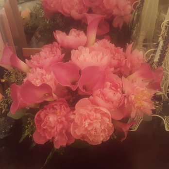 Alexa's Flowers - Simple, and gorgeous peony bouquet.  a million times better than roses. - Florists Near Me - Arcadia, California