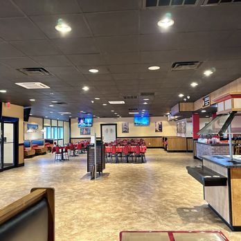 Momos & Grill - Inside - Indian Near Me - Mountain Home, Arkansas