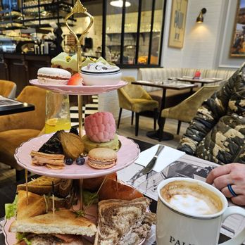 Paul Bakery, Cafe & Restaurant - French Near Me - Vancouver, British Columbia Paul Bakery, Cafe & Restaurant - French Near Me - Vancouver, British Columbia