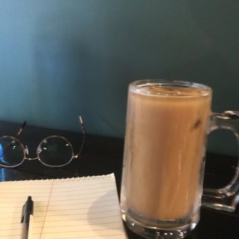 Ludlow Charlingtons Coffee Shop - Coffee & Tea Near Me - Chicago, Illinois Ludlow Charlingtons Coffee Shop - Coffee & Tea Near Me - Chicago, Illinois