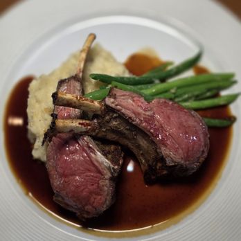 Red Horse Steakhouse by David Burke - Steakhouses Near Me - Rumson, New Jersey