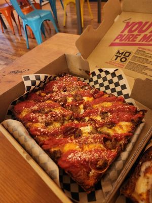 MOTO Pizza Belltown by null