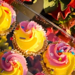 Kroger - Cupcakes and Flowers .