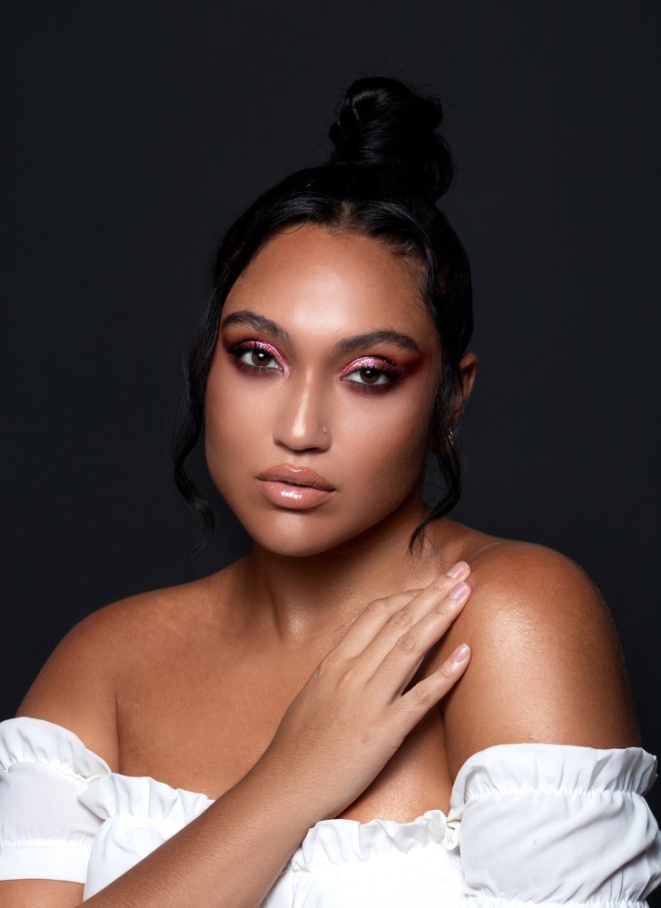 John-Mic'Kal Beauty Logo