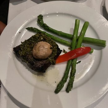 Dal Rae Restaurant - Filet mignon - Steakhouses Near Me - Pico Rivera, California