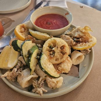 Giovanni's Brooklyn Eats - Fritto Misto fried calamari, shrimp, zucchini, artichoke - Italian Near Me - Brooklyn, New York