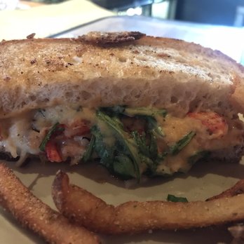 Bierhaul - Philadelphia Cheesesteak Adventure - Pizza Near Me - Thornton, Pennsylvania