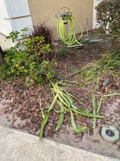 Universal Roofing and Contracting Logo