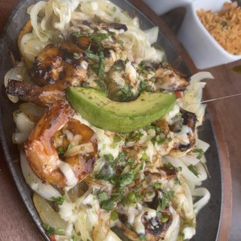 Temazcal Tequila Cantina - Shrimp Fajita - Mexican Near Me - Boston, Massachusetts