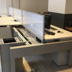 Cubix Services - Trading desk