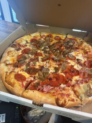 Buon Gusto Pizzeria & Grill by null