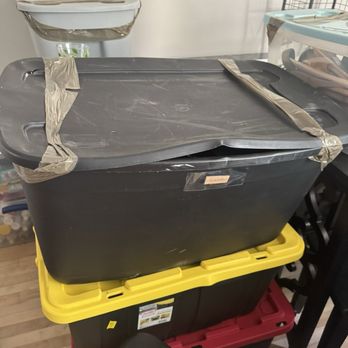 Top Rated Moving Van Lines - Broken tote - Movers Near Me - Passaic, New Jersey Top Rated Moving Van Lines - Broken tote - Movers Near Me - Passaic, New Jersey