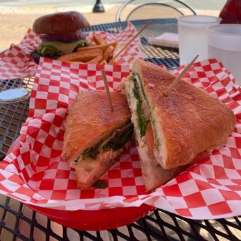 La Gare Café - Chicken Pesto Panini - Coffee & Tea Near Me - Perris, California La Gare Café - Chicken Pesto Panini - Coffee & Tea Near Me - Perris, California