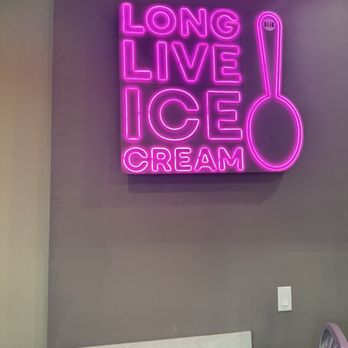 Baskin Robbins - Newly opened Baskin Robbins. - Ice Cream & Frozen Yogurt Near Me - Panorama City, California Baskin Robbins - Newly opened Baskin Robbins. - Ice Cream & Frozen Yogurt Near Me - Panorama City, California
