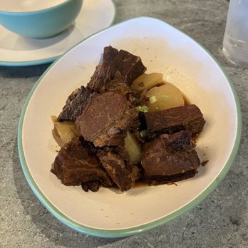 Tim Ho Wan - BR3. Braised Beef Brisket with Turnip (Daikon) - Dim Sum Near Me - Irvine, California Tim Ho Wan - BR3. Braised Beef Brisket with Turnip (Daikon) - Dim Sum Near Me - Irvine, California