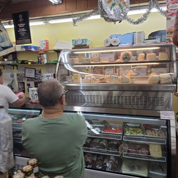 Roma Market - Delis Near Me - Pasadena, California Roma Market - Delis Near Me - Pasadena, California