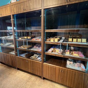 Alicia's Panaderia - Bakeries Near Me - West Valley, Utah