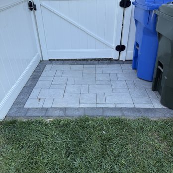 Mason Crew and Landscape - Pavers by back gate - Landscaping Near Me Mason Crew and Landscape - Pavers by back gate - Landscaping Near Me