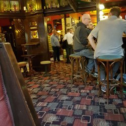 Raven Hotel
