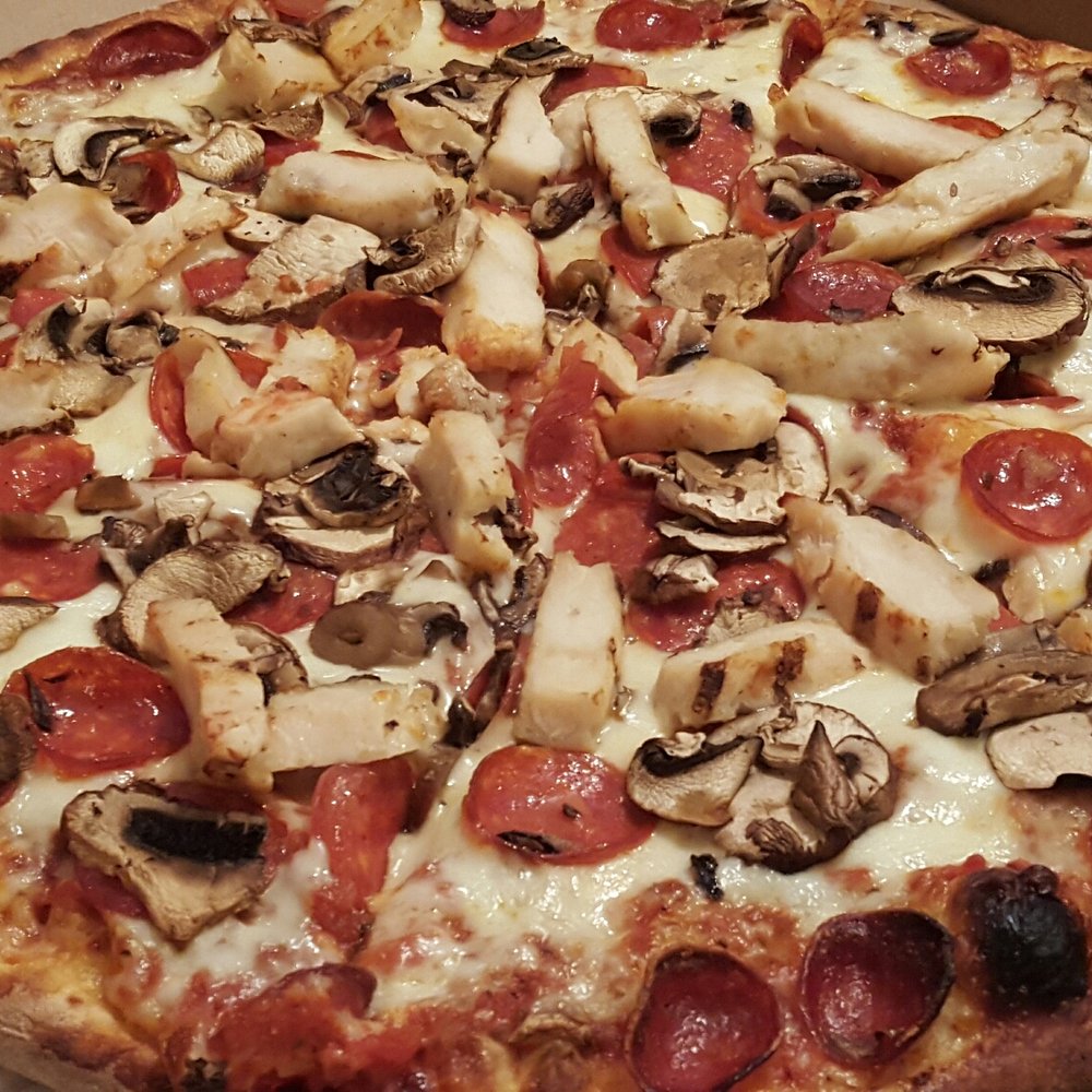 JP Pizzeria - JP's Favourite with chicken instead of sausage. - Pizza Near Me - Mississauga, Ontario JP Pizzeria - JP's Favourite with chicken instead of sausage. - Pizza Near Me - Mississauga, Ontario