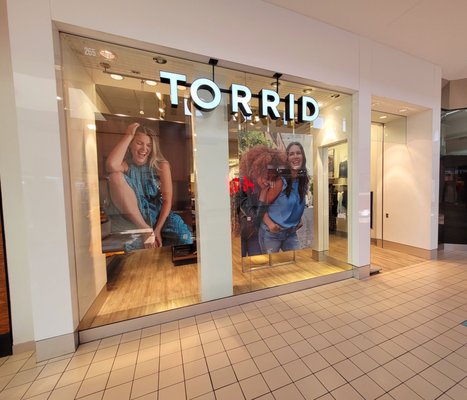 Fashion Q, 8826 Washington Blvd, Pico Rivera, CA 90660, US