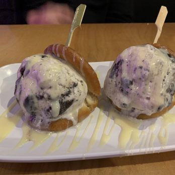 GoBistro - Cookies and Creme Bun - Sushi Bars Near Me - Hollywood, Florida GoBistro - Cookies and Creme Bun - Sushi Bars Near Me - Hollywood, Florida
