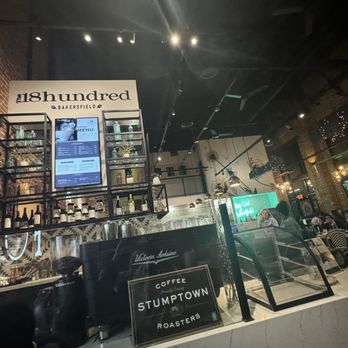 The 18hundred - Cute bar - New American Near Me - Bakersfield, California