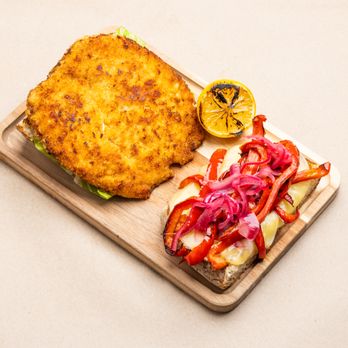 Mater - Chicken Pesto Milanese -
Pickled onions, provolone, roasted bell peppers, romaine lettuce - Italian Near Me - North Hollywood, California Mater - Chicken Pesto Milanese -
Pickled onions, provolone, roasted bell peppers, romaine lettuce - Italian Near Me - North Hollywood, California