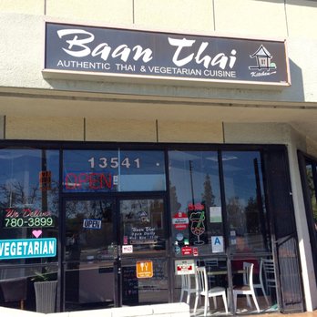 Baan Thai - Thai Near Me - Panorama City, California
