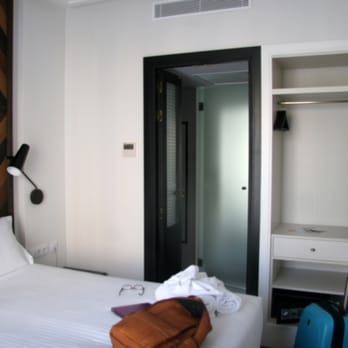 Praktik Vinoteca - Room 601 - Hotels Near Me - Barcelona, B