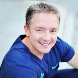 Wyndhurst Aesthetics - Craig Petry M.D.