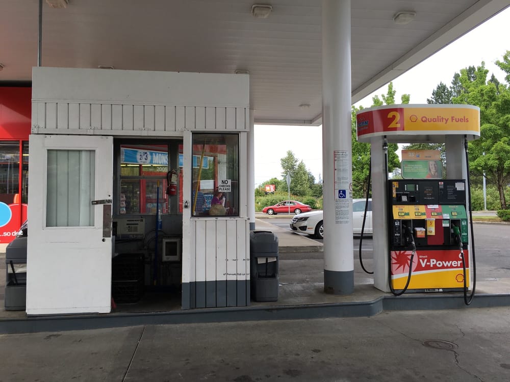 SHELL Updated August 2024 1347 N Baker St, McMinnville, Oregon