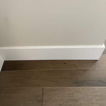 Great Floors - Watch out for installers who blame their shoddy work on your walls. - Flooring Near Me - Puyallup, Washington