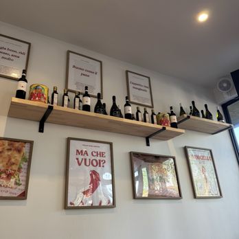 Gusto Mio - Inside - Pizza Near Me - Walnut Creek, California