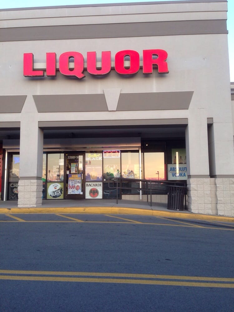 HAMILTON LIQUOR Updated October 2024 11 Reviews 2288 Gunbarrel Rd