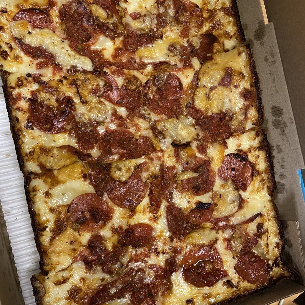 Fuji & Vi's - The Classic - Pizza Near Me - Pasadena, California Fuji & Vi's - The Classic - Pizza Near Me - Pasadena, California