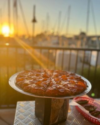 Toppers Pizza by null