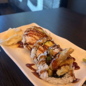 Silverlake Ramen - Tempura sushi roll - Noodles Near Me - Riverside, California Silverlake Ramen - Tempura sushi roll - Noodles Near Me - Riverside, California