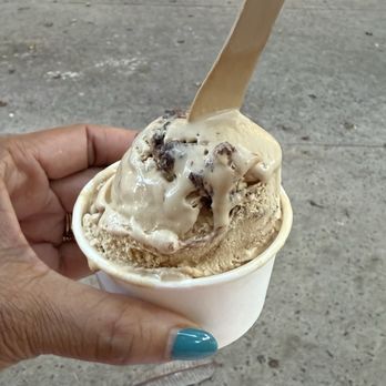 Black Sheep Cream - Desserts Near Me - Kapolei, Hawaii Black Sheep Cream - Desserts Near Me - Kapolei, Hawaii